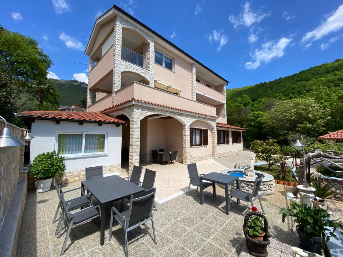 Guest House Deskovic Moscenicka Draga Bagian luar foto