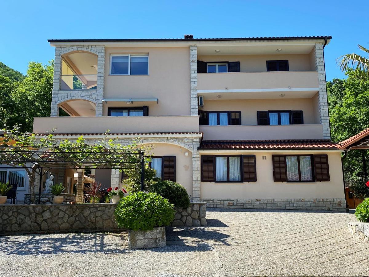 Guest House Deskovic Moscenicka Draga Bagian luar foto