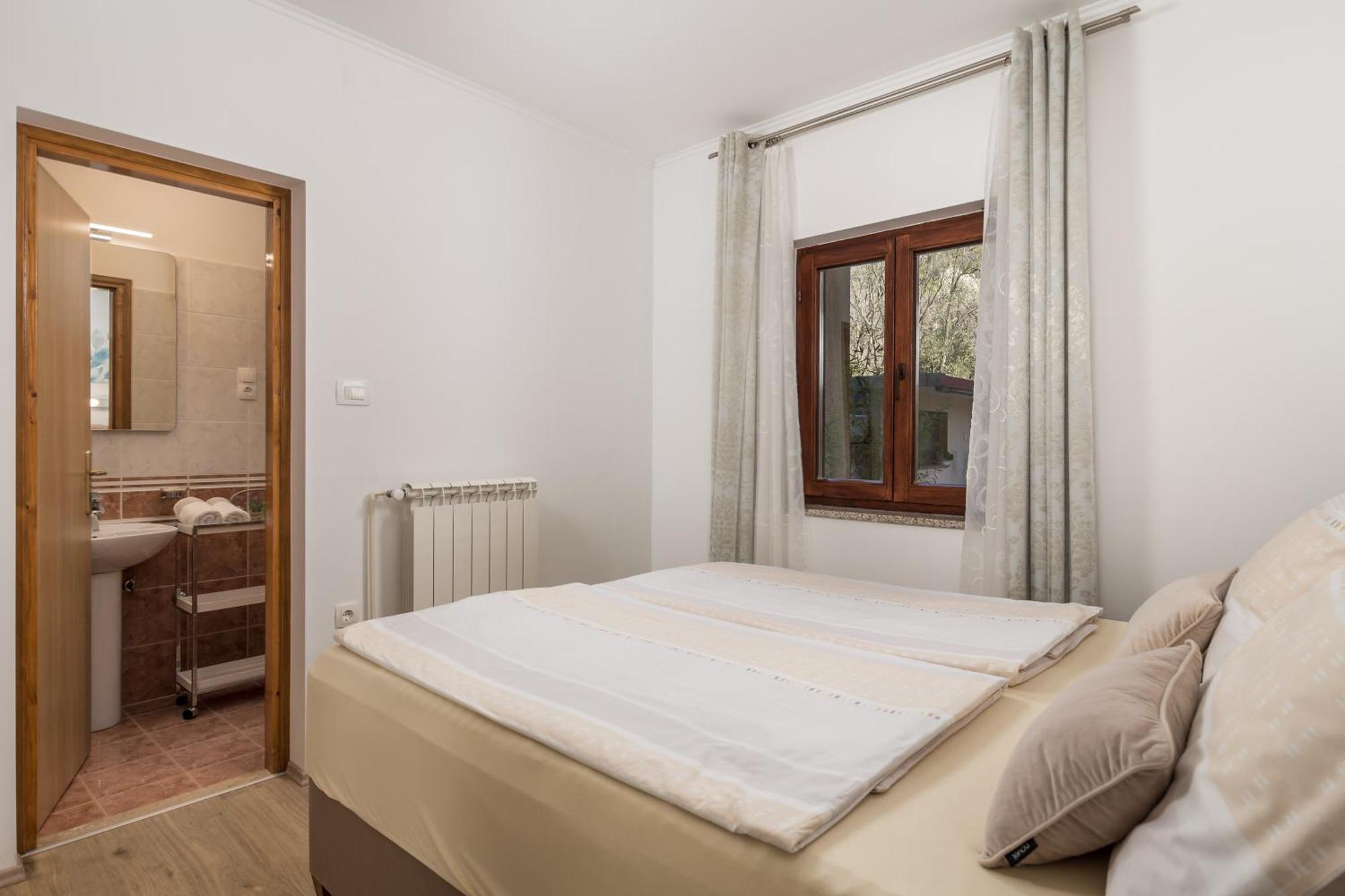 Guest House Deskovic Moscenicka Draga Ruang foto