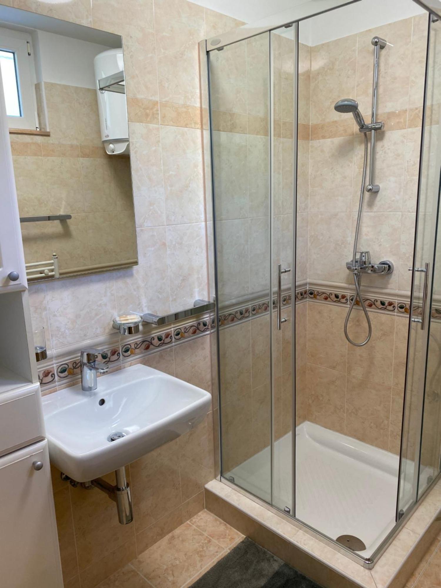 Guest House Deskovic Moscenicka Draga Bagian luar foto